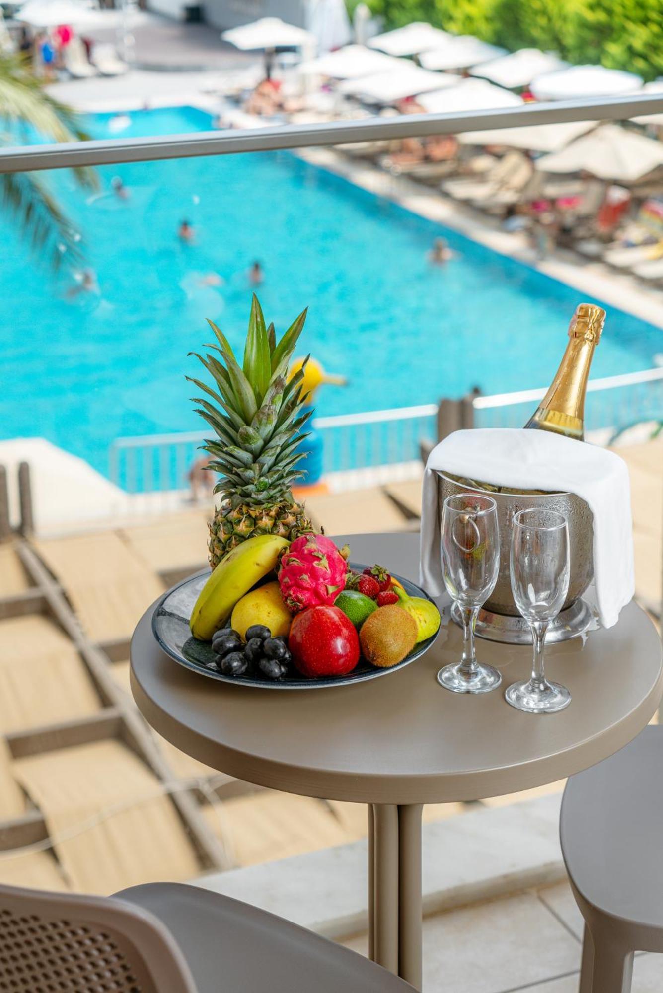 Side Story Resort & Spa Kültér fotó